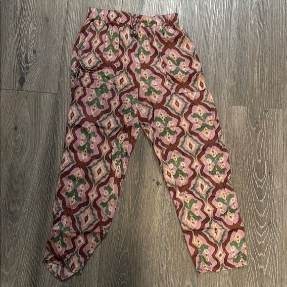 Floral Patterned Pants in Pink and Green - Picture 1 of 3